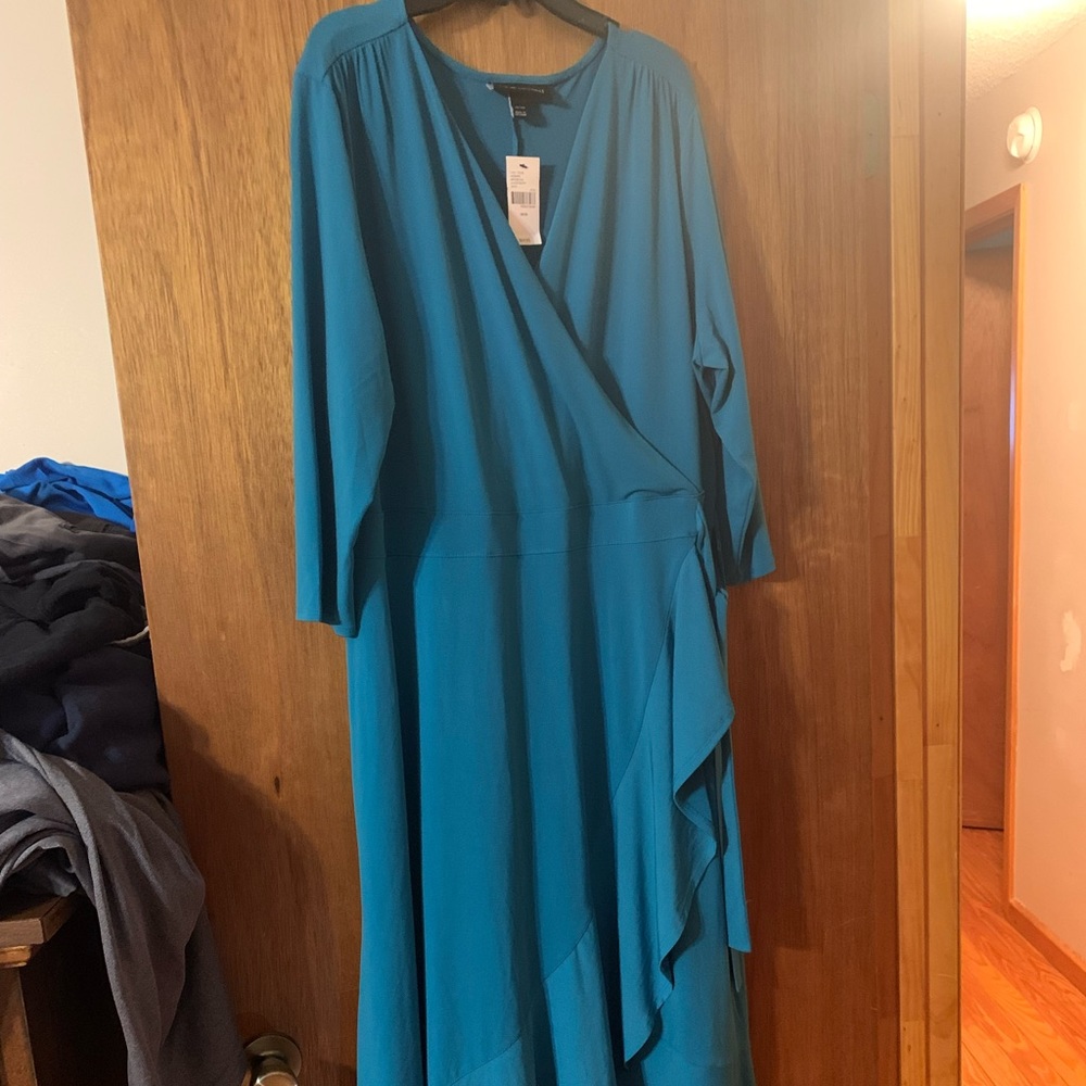 Lane Bryant 18/20 faux wrap dress. NWT below knee